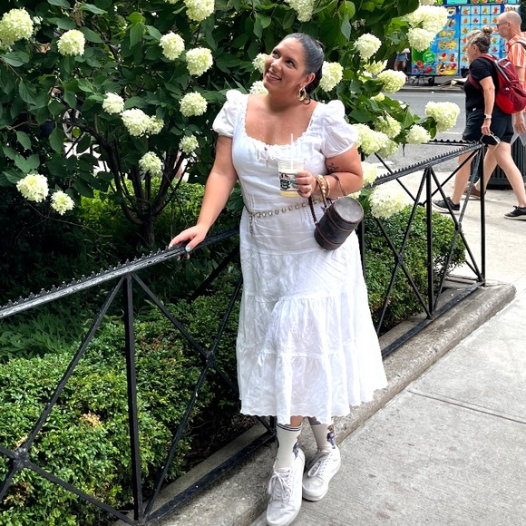 Meet your Posher, Ileana - Picture 4 of 16